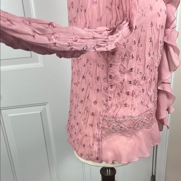Allison Taylor Mauve Ruffled Crinkle Blouse with Eyelet and Lace Detail - Large - Picture 13 of 15